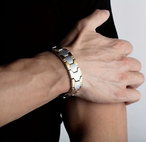 스타일리시 스테인리스 남성용 팔찌 - 진공 전기도금, 방수 및 땀방지 기능 - 가족과 친구를 위한 완벽한 선물