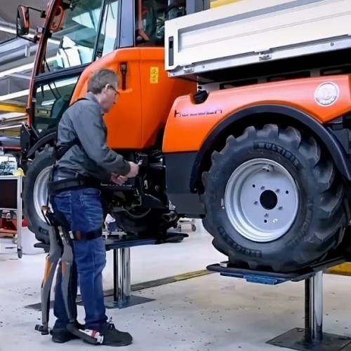 헤비듀티 임시 좌석 의자 - PA6 플라스틱 제작, 150kg/330lbs 하중 용량 - 코스튬 파티, 테마 이벤트, 체육관, 가정, 사무실용 - 가볍고 튼튼함, 이동 및 보관 간편, 조립 불필요, 현대적 디자인, 내구성 강화, 휴대용 의자, 이벤트 플래너