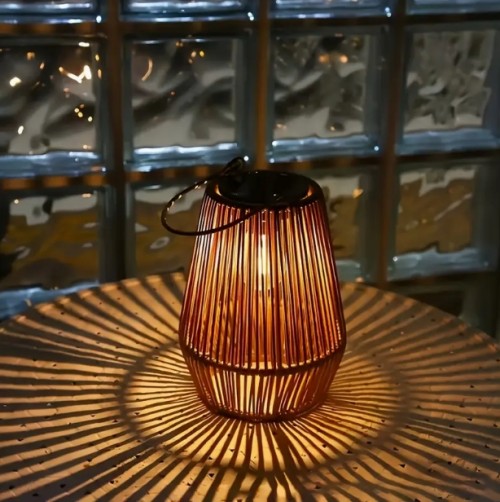 솔라 전원 야외 랜턴, 따뜻한 빛 - 데크, 잔디, 마당 장식용 내구성 플라스틱 정원 파티오 조명, 접착 스트립으로 간단한 설치, 야외 파티오 장식, 잔디 조명, 장식 조명, 튼튼한 구조