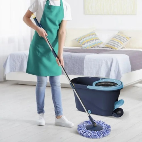 VIIWII 회전형 걸레와 양동이 세트, 360° 회전 밀대걸레 양동이 시스템, 5개의 초극세 섬유 걸레 헤드, 조절식 스테인레스 스틸 손잡이, 바닥 청소용, 양동이 바닥 청소 시스템, RV 캐러밴 청소 및 유지 보수 도구 키트 - 주방 및 거실, 욕실 청소에 적합, 대형 청소를 위한 특화