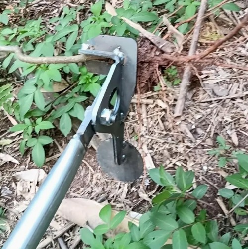 식물, 소형 나무 뿌리, 옥수수, 고추, 카사바를 위한 잡초 및 뿌리 제거 도구 - 정밀한 힘으로 단단한 뿌리를 손쉽게 제거하고, 통합된 손잡이로 농업 효율성을 향상합니다.